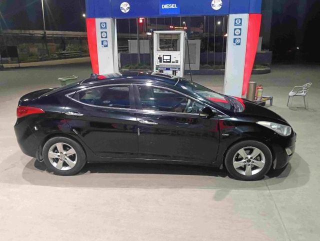 Second-hand 2012 Hyundai Elantra CRDi बेस for sale in Aurangabad