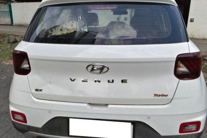 2022 हुंडई वेन्यू SX Turbo