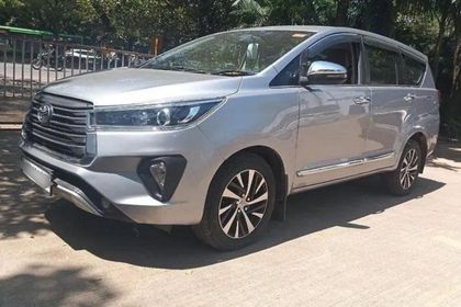 2021 Toyota Innova Crysta 2.4 ZX 7 STR AT
