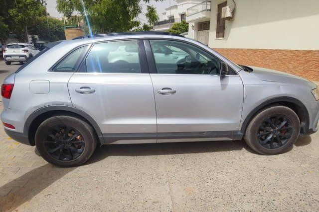 Audi Q3 30 TDI एस रेनफोर्स्ड Edition Second-hand 2016 Audi Q3 30 TDI एस रेनफोर्स्ड Edition for sale in Bhiwani