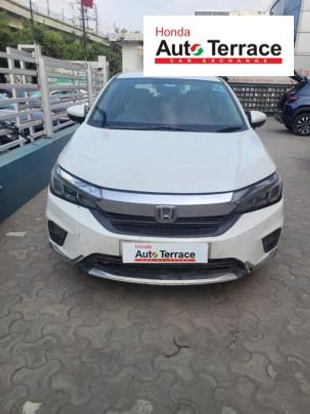 Second-hand 2022 Honda City वी सीवीटी for sale in Noida