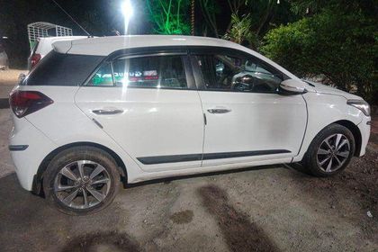 2015 Hyundai i20 एस्टा 1.4 CRDi