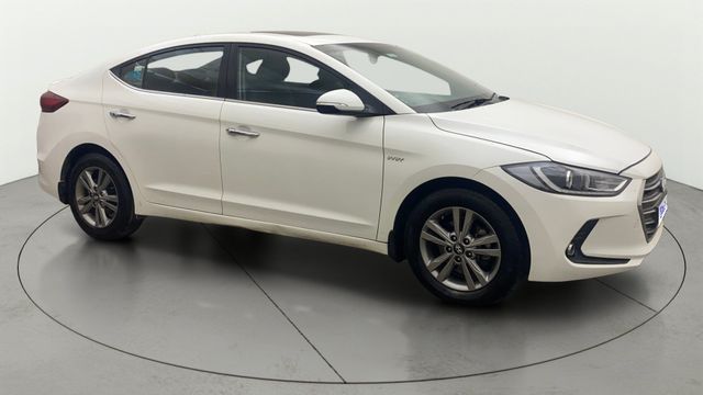 Hyundai Elantra 2.0 SX AT Second-hand 2017 Hyundai Elantra 2.0 SX AT for sale in Hyderabad