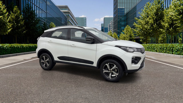 Tata Nexon XZA प्लस HS AMT Second-hand 2022 Tata Nexon XZA प्लस HS AMT for sale in Pune