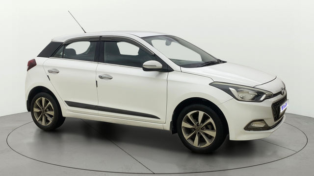 Hyundai i20 एस्टा 1.2 Second-hand 2015 Hyundai i20 एस्टा 1.2 for sale in Thane