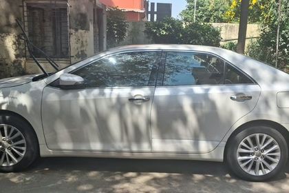 2017 Toyota Camry Hybrid