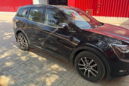 2023 Mahindra XUV700 AX7 7Str Diesel AT