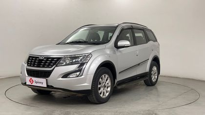 2019 Mahindra XUV500 W9 2WD