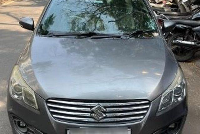 Second-hand 2014 Maruti Suzuki Ciaz ZDi for sale in Surat