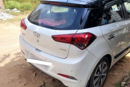 2018 Hyundai i20 1.2 एस्टा Dual Tone