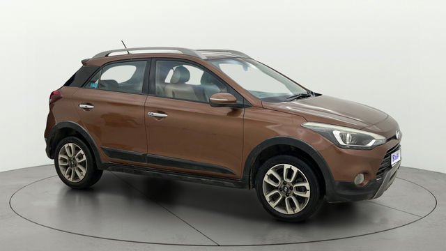 Hyundai i20 Active 1.2 SX Second-hand 2015 Hyundai i20 Active 1.2 SX for sale in Bangalore