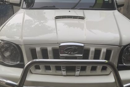 2014 Mahindra Scorpio SLE BSIV