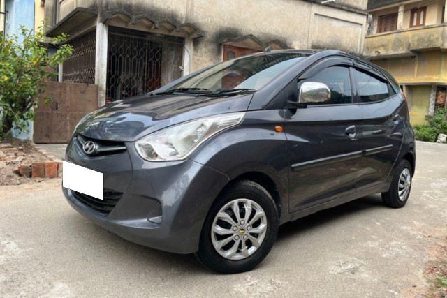 Hyundai EON Era Plus Second-hand 2017 Hyundai EON Era Plus for sale in Kolkata