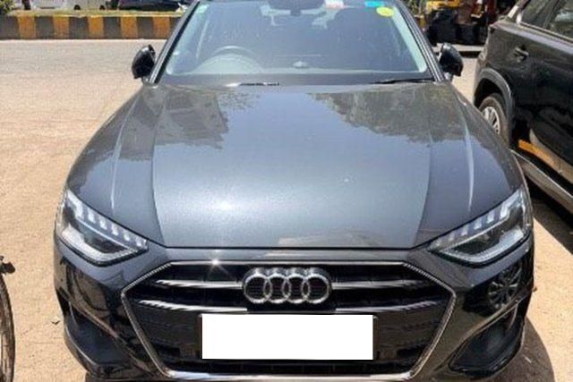 Audi A4 प्रीमियम Second-hand 2022 Audi A4 प्रीमियम for sale in Mumbai