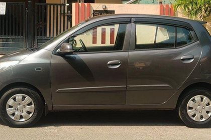 2013 Hyundai i10 Sportz AT