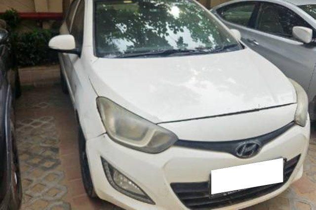Hyundai i20 स्पोर्टज़ 1.2 Second-hand 2013 Hyundai i20 स्पोर्टज़ 1.2 for sale in Gurgaon