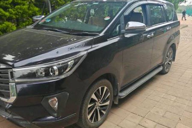 Second-hand 2022 Toyota Innova Crysta 2.4 GX 7 STR AT for sale in Bangalore