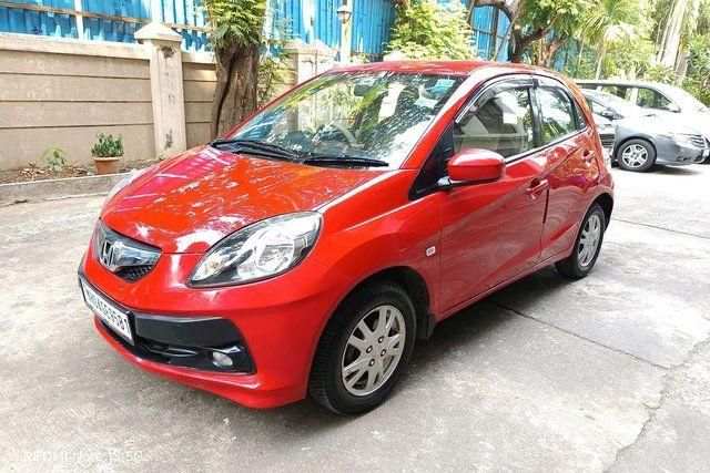 Honda Brio VX AT Second-hand 2013 Honda Brio VX AT for sale in Mumbai