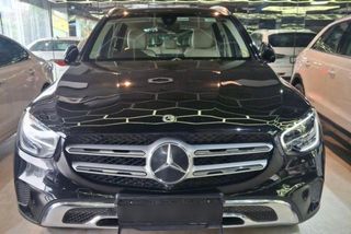 Used 220d 4MATIC