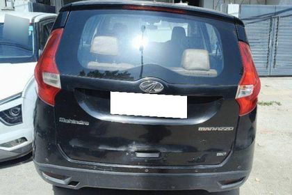 2018 Mahindra Marazzo M2 8Str बीएस4