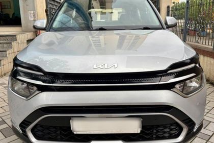 2023 Kia Carens Prestige BSVI