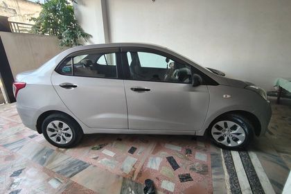 2016 Hyundai Xcent 1.1 CRDi बेस