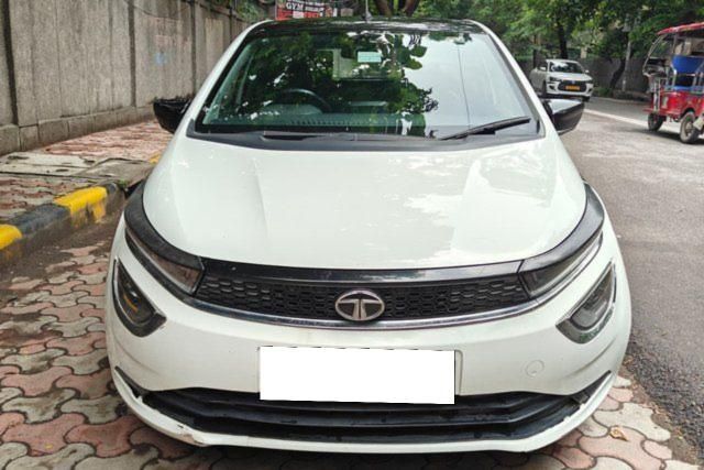 Tata Altroz XZ ऑप्शन Second-hand 2020 Tata Altroz XZ ऑप्शन for sale in New Delhi