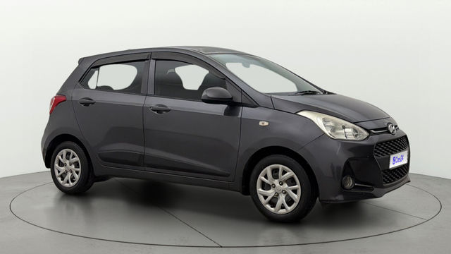 Hyundai Grand i10 1.2 Kappa Sportz BSIV Second-hand 2017 Hyundai Grand i10 1.2 Kappa Sportz BSIV for sale in Chennai
