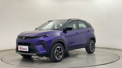 2024 Tata Nexon फियरलेस प्लस ए पीएस रेड डार्क dca