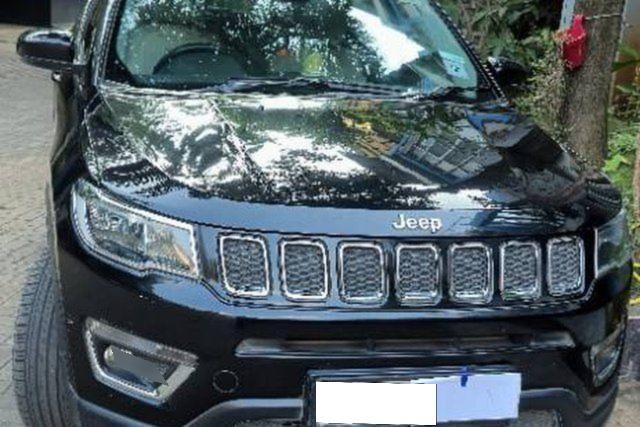 Jeep Compass 2.0 Longitude बीएस4 Second-hand 2017 Jeep Compass 2.0 Longitude बीएस4 for sale in Pimpri chinchwad