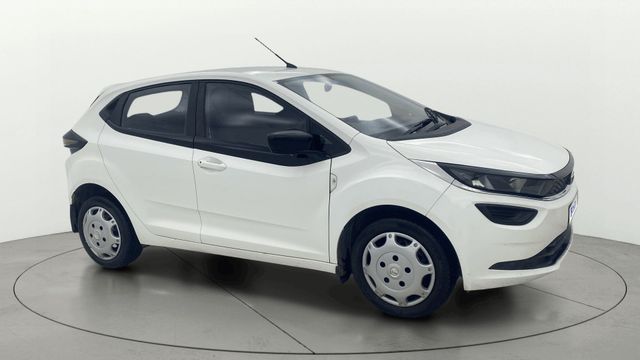 Tata Altroz एक्सएम प्लस बीएस6 Second-hand 2022 Tata Altroz एक्सएम प्लस बीएस6 for sale in Bangalore