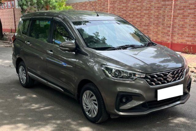 Maruti Suzuki Ertiga VXi CNG Second-hand 2025 Maruti Suzuki Ertiga VXi CNG for sale in New Delhi