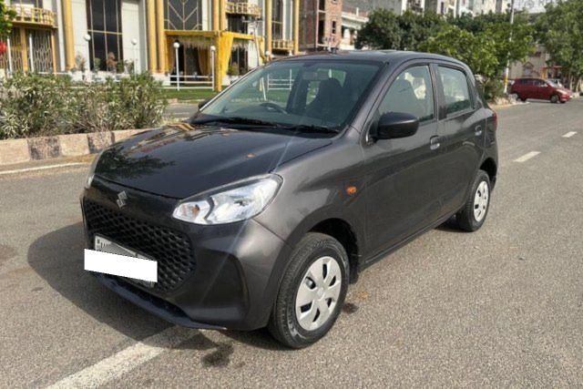 Maruti Suzuki Alto K10 वीएक्सआई प्लस (o) Second-hand 2024 Maruti Suzuki Alto K10 वीएक्सआई प्लस (o) for sale in New Delhi