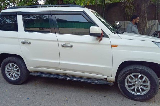 Second-hand 2016 Mahindra TUV 300 T8 for sale in Ranchi