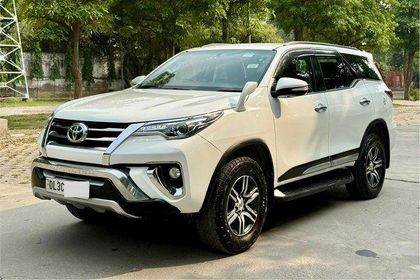 2018 Toyota Fortuner 2.8 2WD MT बीएस4