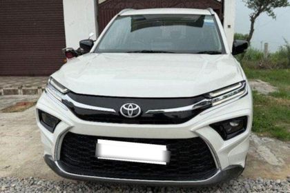 2026 Toyota Hyryder E