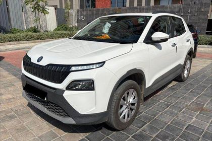 2026 स्कोडा कायलाक Signature Plus AT