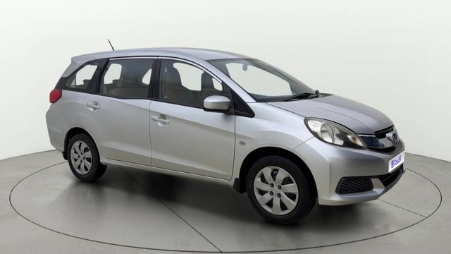 Honda Mobilio एस रेनफोर्स्ड i-VTEC Second-hand 2015 Honda Mobilio एस रेनफोर्स्ड i-VTEC for sale in Ahmedabad