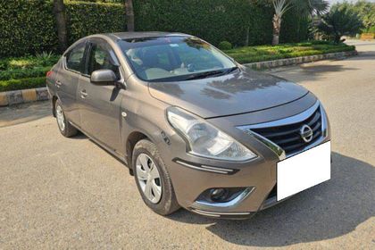2014 Nissan Sunny XL CVT