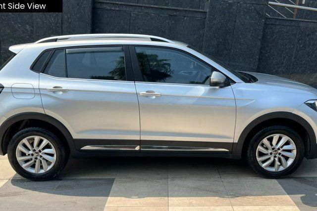Volkswagen Taigun 1.0 Highline AT Second-hand 2023 Volkswagen Taigun 1.0 Highline AT for sale in New Delhi