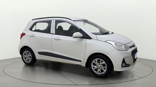 Hyundai Grand i10 1.2 कप्पा स्पोर्टज़ बीएस4 Second-hand 2018 Hyundai Grand i10 1.2 कप्पा स्पोर्टज़ बीएस4 for sale in Ahmedabad