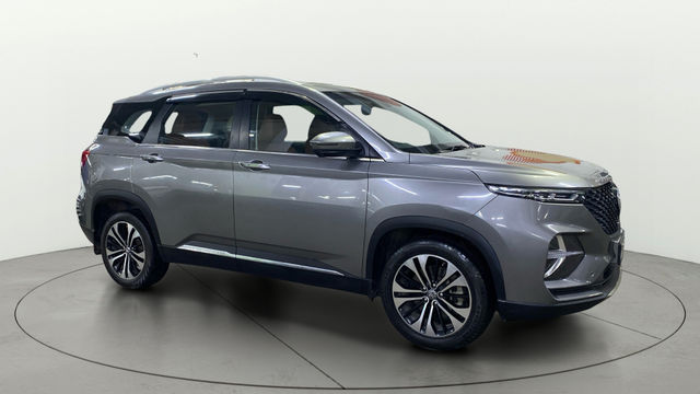 MG Hector Plus Sharp Diesel MT Second-hand 2022 MG Hector Plus Sharp Diesel MT for sale in Chandigarh