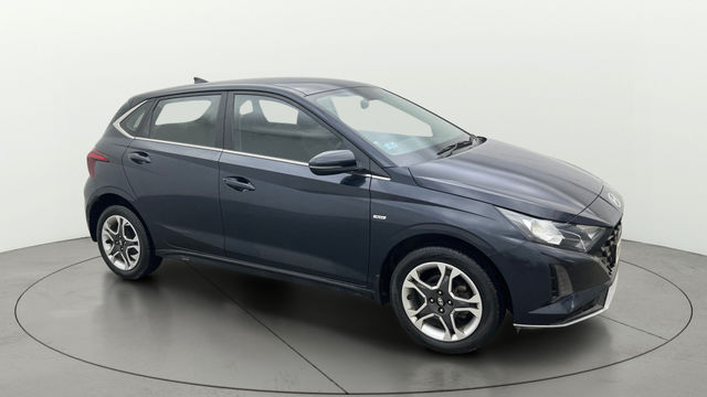 Second-hand 2023 Hyundai i20 Sportz IVT for sale in Bangalore