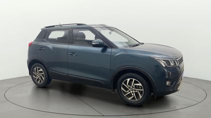 2022 महिंद्रा एक्सयूवी300 W8 Option AMT BSVI
