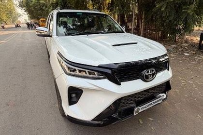 2010 टोयोटा फॉर्च्यूनर 3.0 Diesel