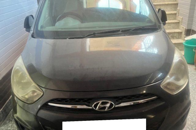 Hyundai i10 Era Second-hand 2011 Hyundai i10 Era for sale in New Delhi
