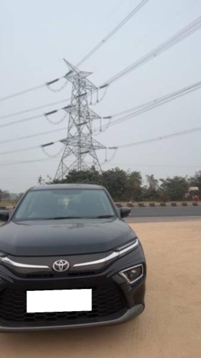 Second-hand 2023 Toyota Hyryder एस रेनफोर्स्ड हाइब्रिड बीएस6 for sale in Hyderabad