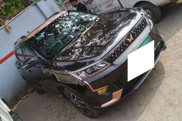 Mahindra XUV400 EV EL Pro DT 394 kWh Second-hand 2024 Mahindra XUV400 EV EL Pro DT 394 kWh for sale in Kolkata