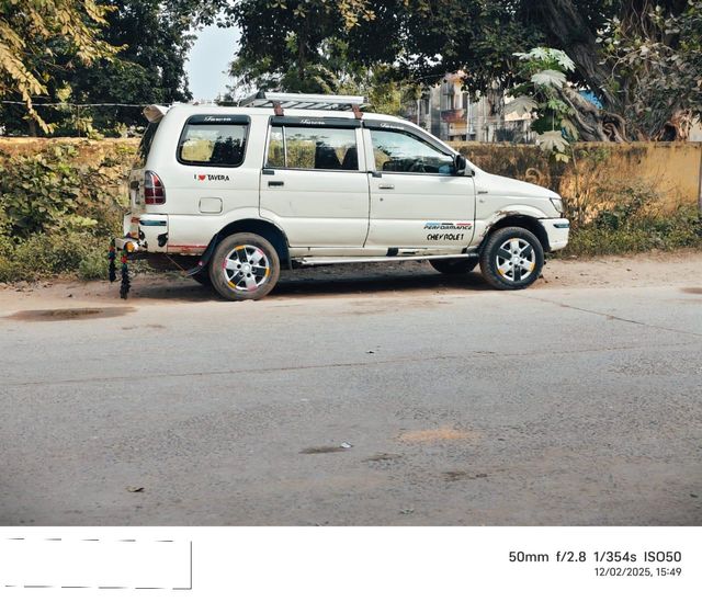 Second-hand 2010 Chevrolet Tavera 2 LT L 9 Str for sale in Hindaun