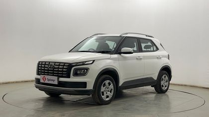 2022 Hyundai Venue एसएक्स बीएस6
